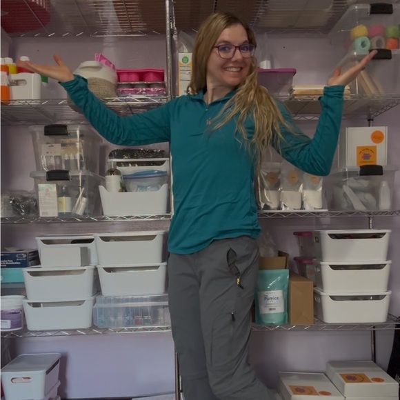 Meet your Posher, Jillian - Picture 2 of 11